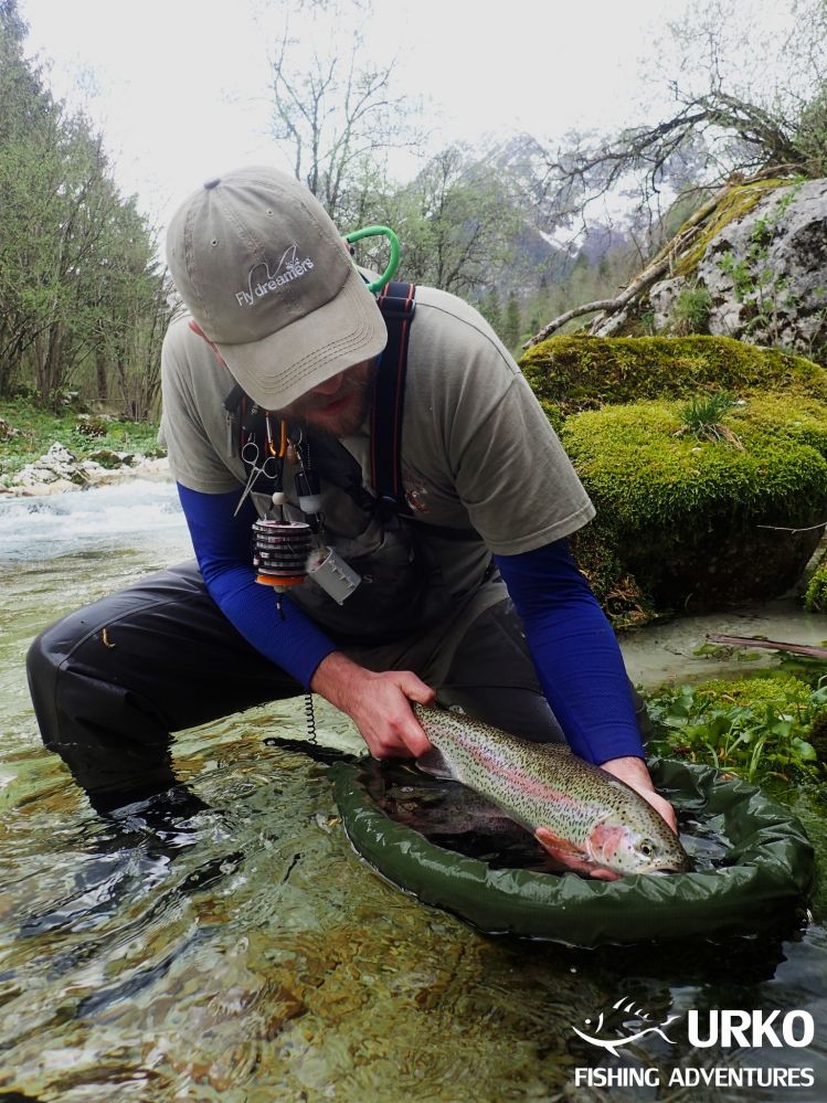 Fly dreamers cap rocking in Slovenia ... #keepemwet
Lepena River is managed by Fisheries Research Institute of Slovenia