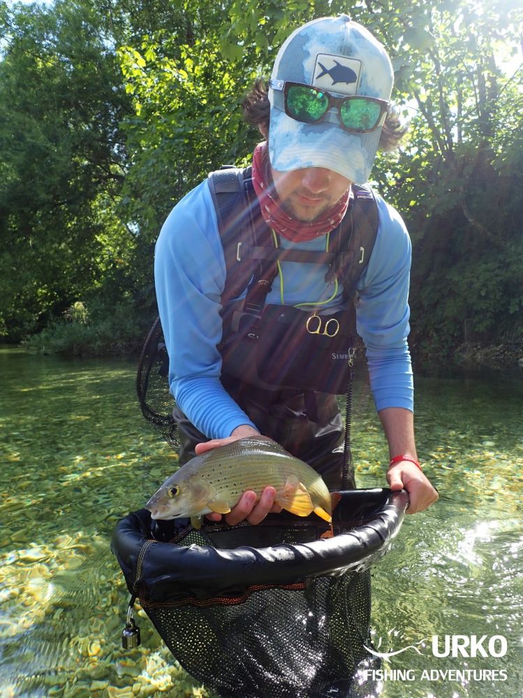 Will with nice grayling ... Dry fly!