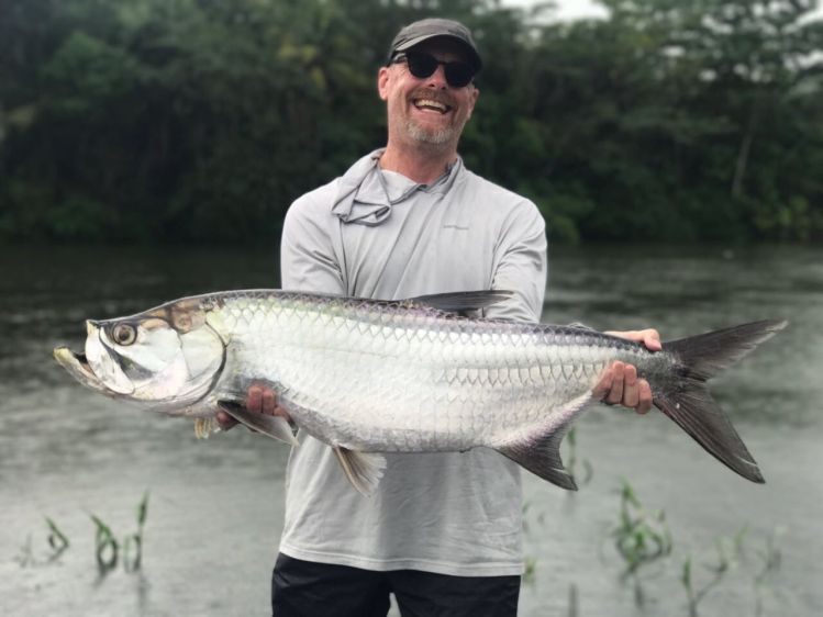 Last week in panama..... happy client!!
More than 20 tarpon hooked in a 3 full days fishing 