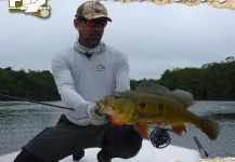 Kid Ocelos 's Fly-fishing Photo of a Peacock Bass | Fly dreamers 